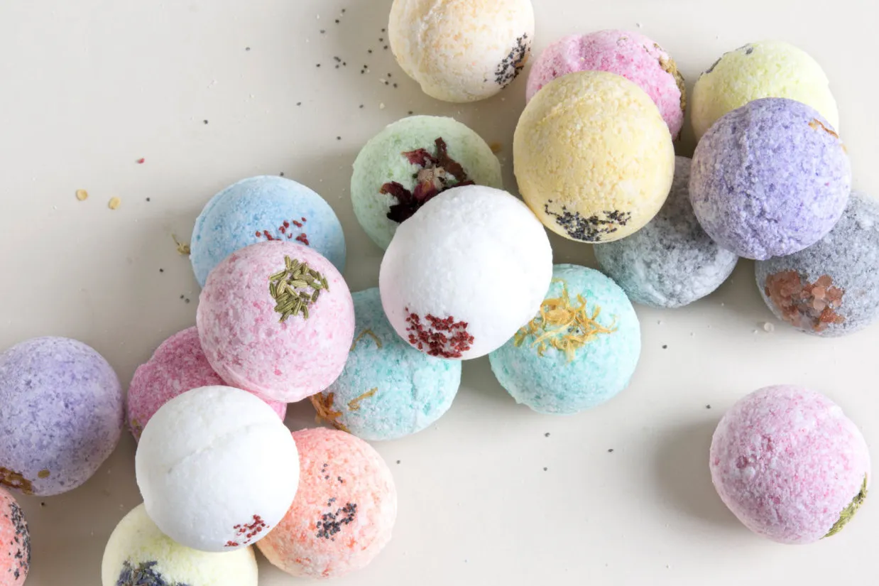 How to Make Cannabis-Infused Bath Bombs